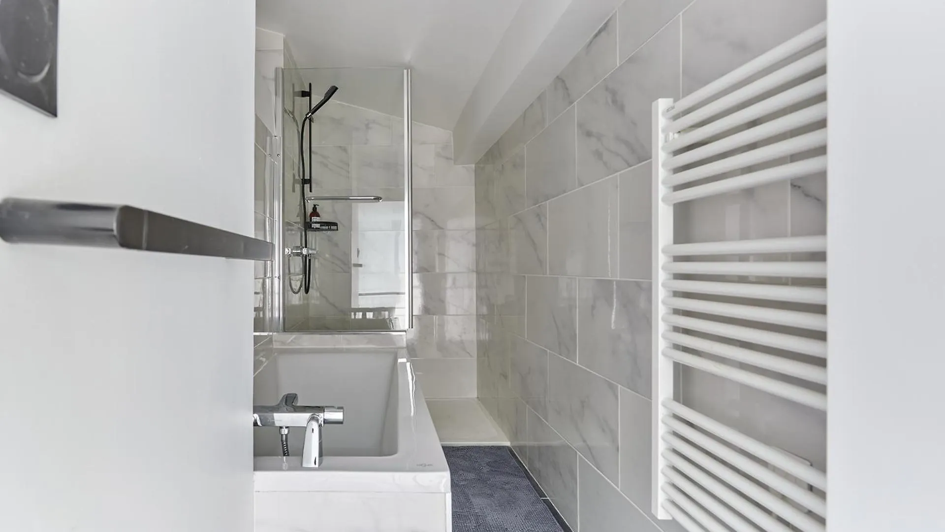 Apartment Center Of Bastille By Studioprestige *